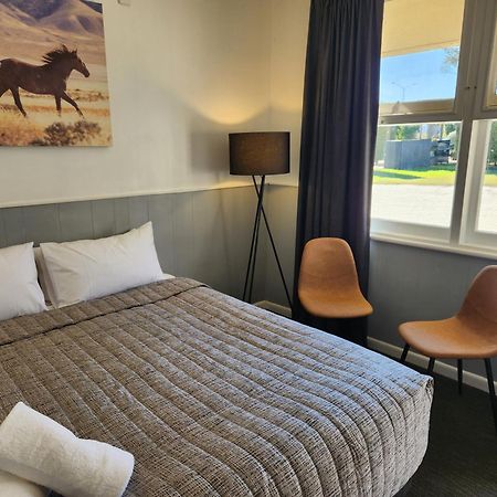 Calder Family Motel Бендіго Екстер'єр фото