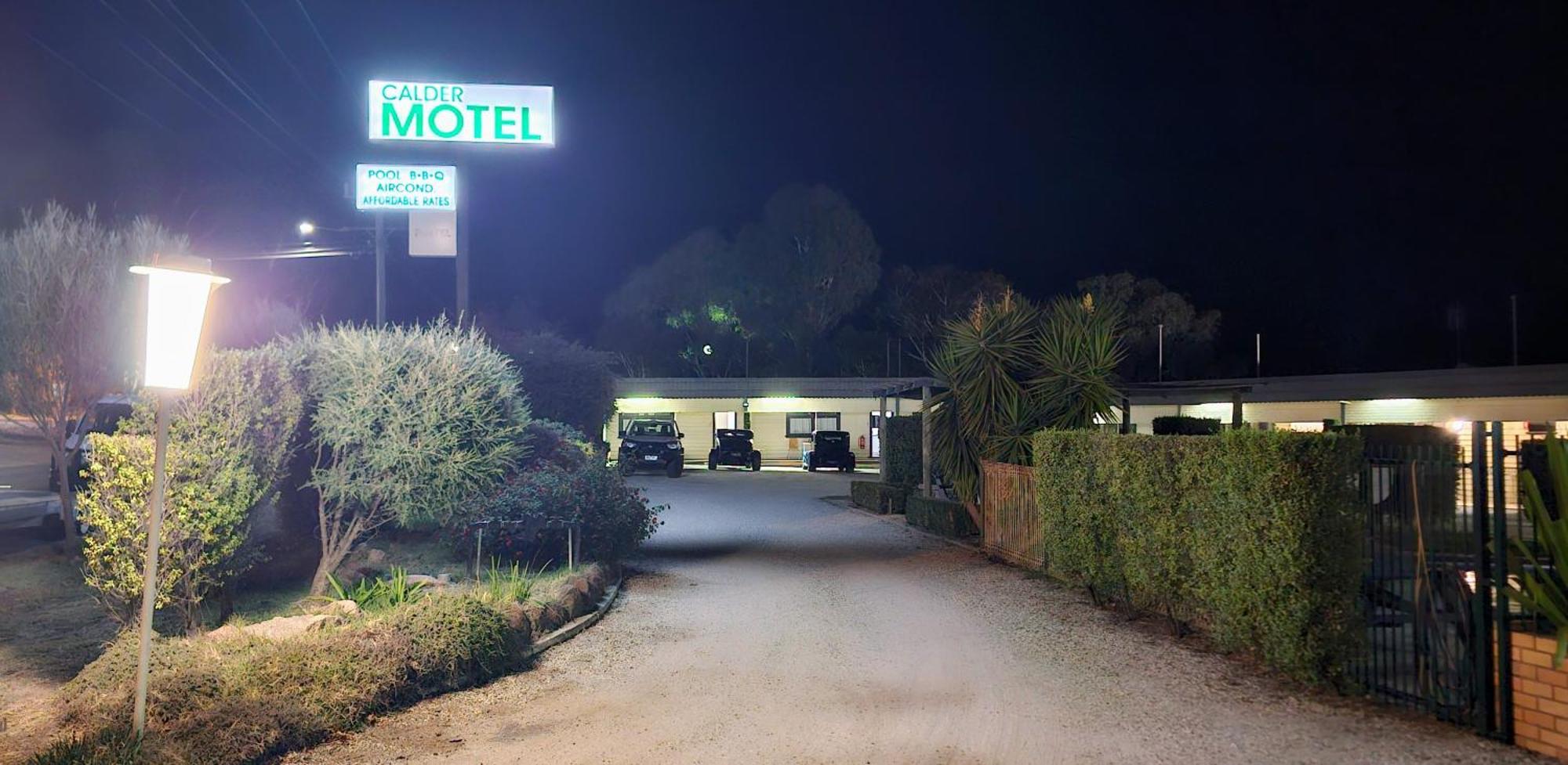Calder Family Motel Бендіго Екстер'єр фото