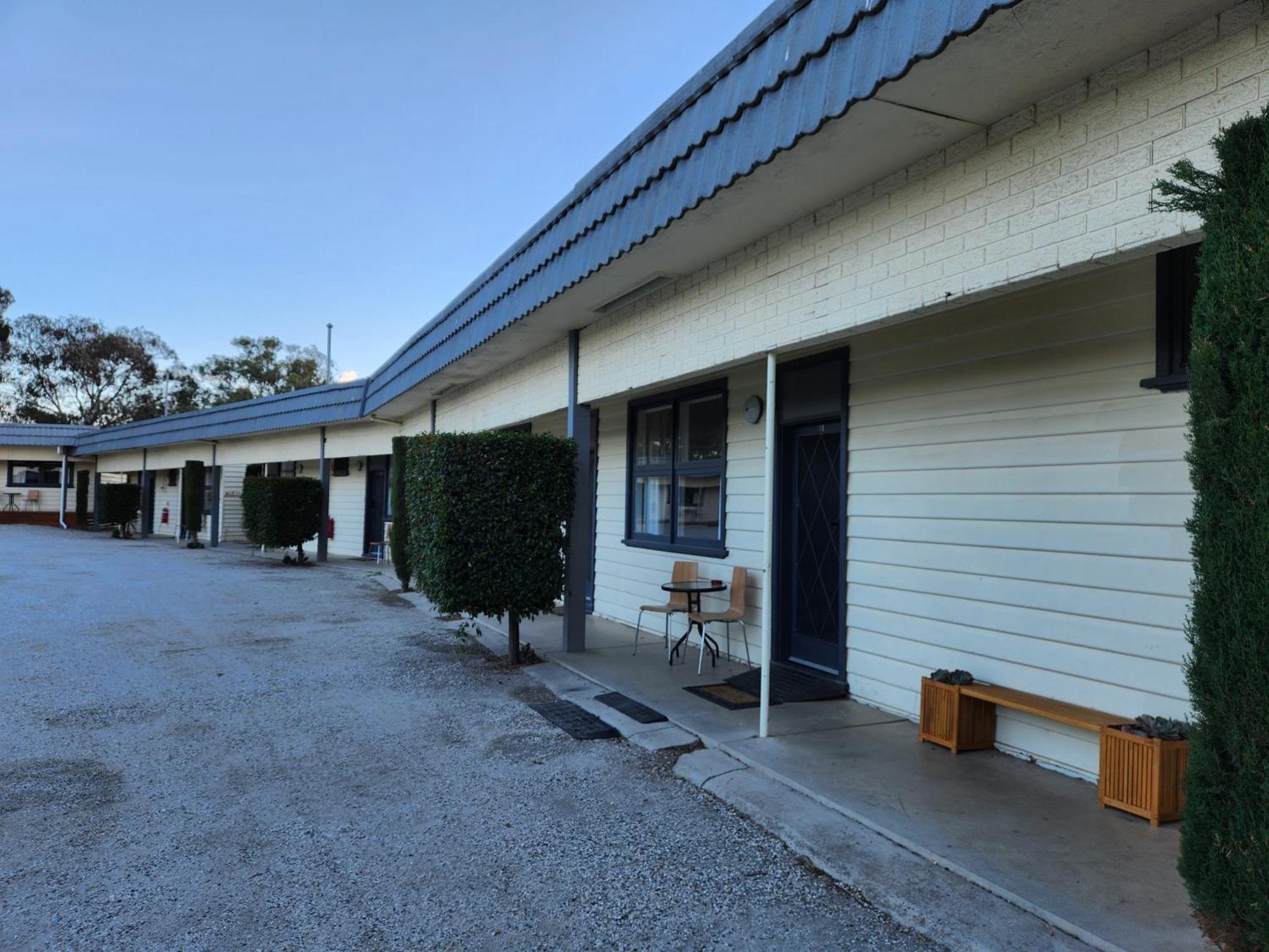 Calder Family Motel Бендіго Екстер'єр фото
