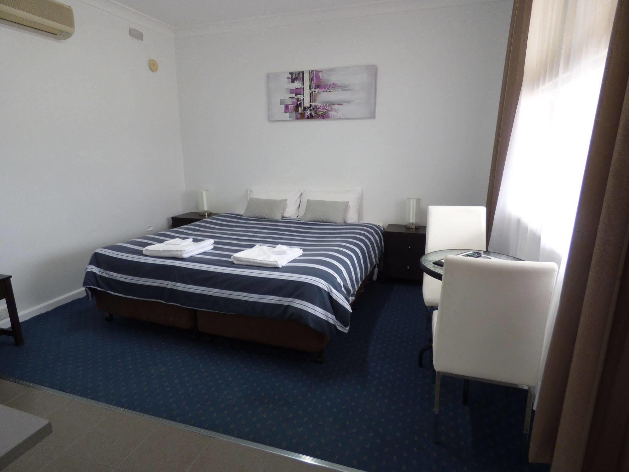 Calder Family Motel Бендіго Екстер'єр фото